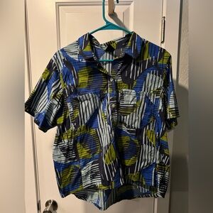 REI Blue and Green Pullover Shirt Women’s